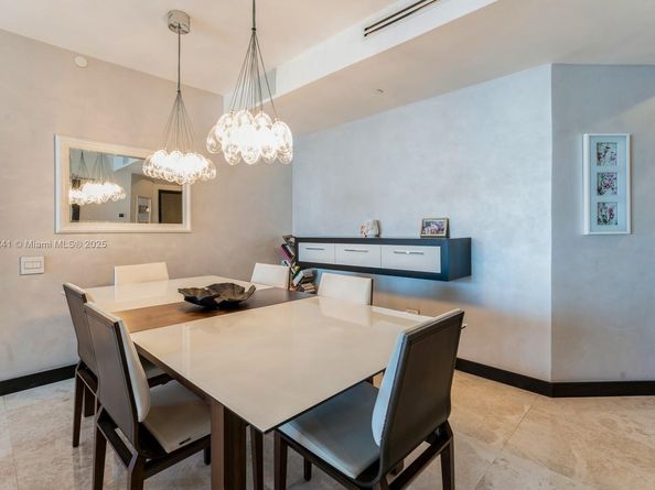808 Brickell Key 1406, Miami FL 33131