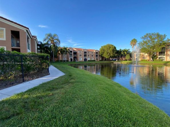 4848 N State Road 7 4305, Coconut Creek FL 33073