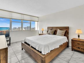 3140 S Ocean Dr 1902, Hallandale Beach FL 33009