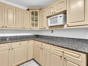 3140 S Ocean Dr 1902, Hallandale Beach FL 33009
