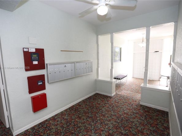 2171 NE 66th St 806, Fort Lauderdale FL 33308