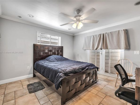 17510 NW 7th Ct, Pembroke Pines FL 33029