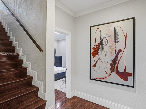 1365 SW 18th St, Miami FL 33145