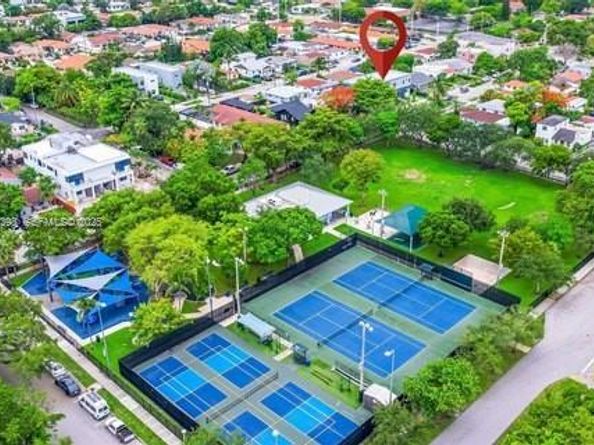 1365 SW 18th St, Miami FL 33145