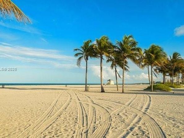 1365 SW 18th St, Miami FL 33145