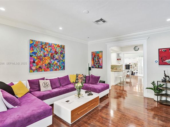 1365 SW 18th St, Miami FL 33145