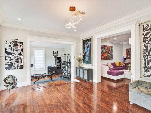 1365 SW 18th St, Miami FL 33145