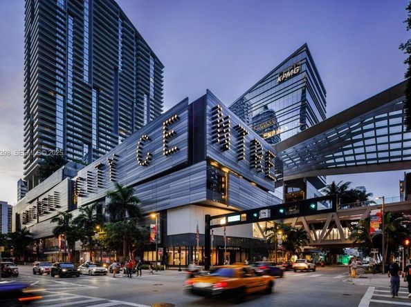 1365 SW 18th St, Miami FL 33145