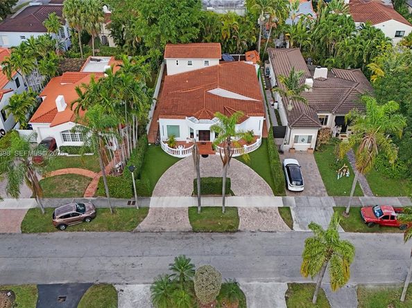 1365 SW 18th St, Miami FL 33145