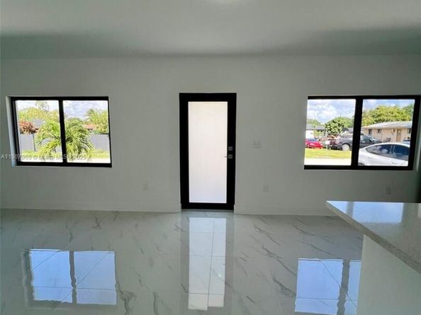 11980 SW 213th st, Miami FL 33177