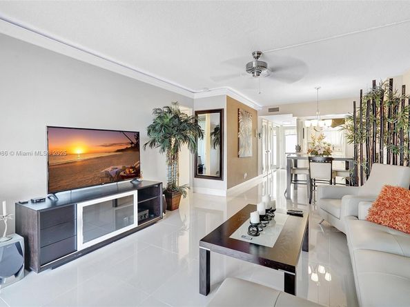 410 Golden Isles Dr 603, Hallandale Beach FL 33009