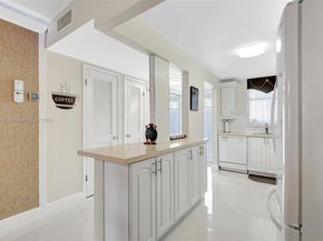 410 Golden Isles Dr 603, Hallandale Beach FL 33009