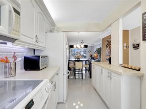 410 Golden Isles Dr 603, Hallandale Beach FL 33009