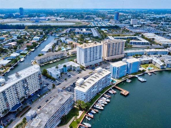 410 Golden Isles Dr 603, Hallandale Beach FL 33009