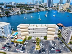 410 Golden Isles Dr 603, Hallandale Beach FL 33009