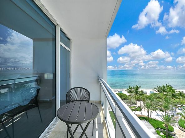 6801 Collins Ave 811 (door 810), Miami Beach FL 33141