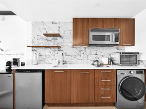 6801 Collins Ave 811 (door 810), Miami Beach FL 33141