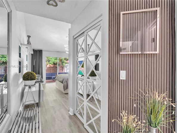 6471 NW 41st Ter, Coconut Creek FL 33073