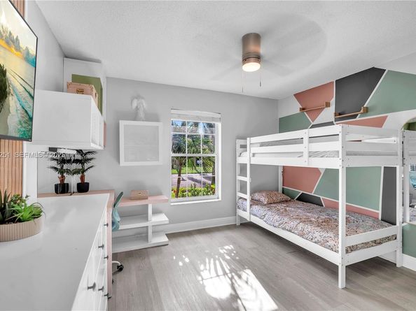 6471 NW 41st Ter, Coconut Creek FL 33073