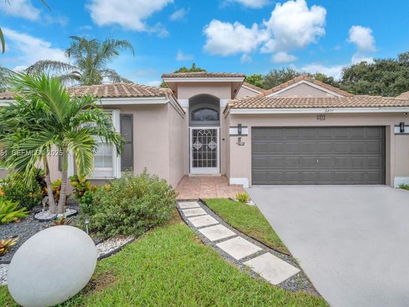 6471 NW 41st Ter, Coconut Creek FL 33073