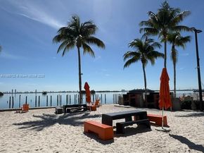 650 NE 64th St G204, Miami FL 33138
