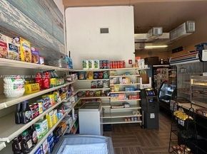 650 NE 64th St G204, Miami FL 33138