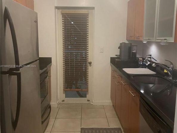 650 NE 64th St G204, Miami FL 33138