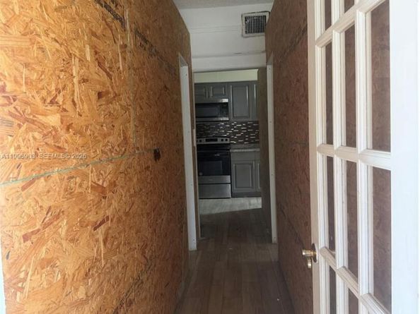 634 SW 10th Ave, Miami FL 33130