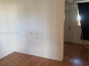 634 SW 10th Ave, Miami FL 33130