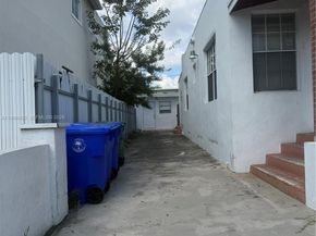 634 SW 10th Ave, Miami FL 33130