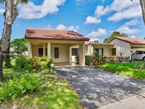 16273 Laurel Dr 7, Weston FL 33326