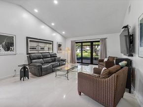 16273 Laurel Dr 7, Weston FL 33326