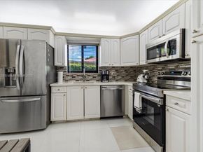 16273 Laurel Dr 7, Weston FL 33326