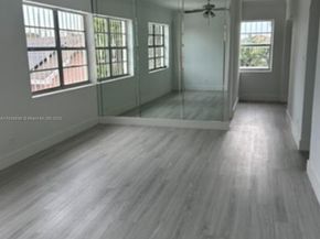 2215 NW 33rd St, Miami FL 33142