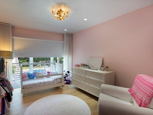 5780 Las Palmas Dr, Coral Gables FL 33156