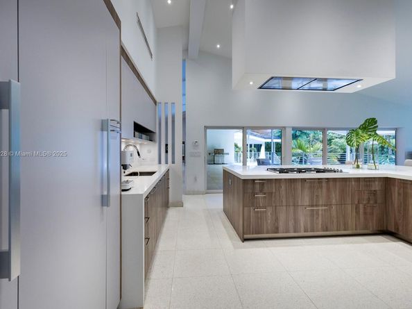 5780 Las Palmas Dr, Coral Gables FL 33156