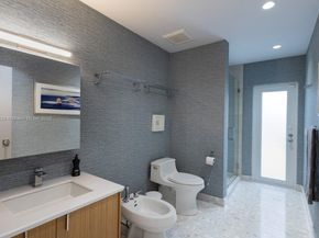 5780 Las Palmas Dr, Coral Gables FL 33156