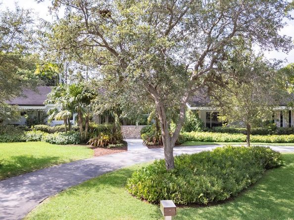5780 Las Palmas Dr, Coral Gables FL 33156