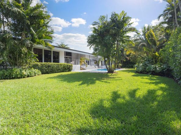 5780 Las Palmas Dr, Coral Gables FL 33156