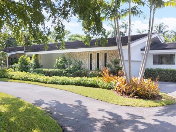 5780 Las Palmas Dr, Coral Gables FL 33156