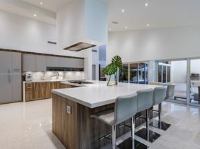 5780 Las Palmas Dr, Coral Gables FL 33156