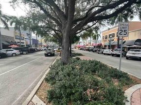1925 Dewey St, Hollywood FL 33020