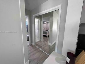 1925 Dewey St, Hollywood FL 33020