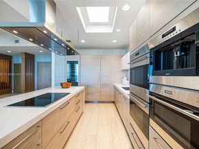 17301 Biscayne Blvd PH6, North Miami Beach FL 33160