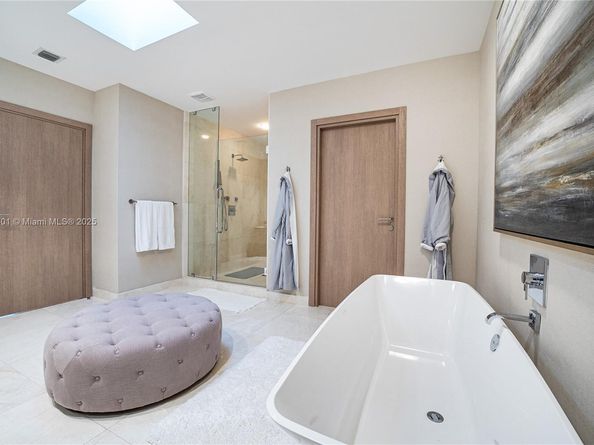 17301 Biscayne Blvd PH6, North Miami Beach FL 33160