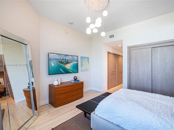 17301 Biscayne Blvd PH6, North Miami Beach FL 33160