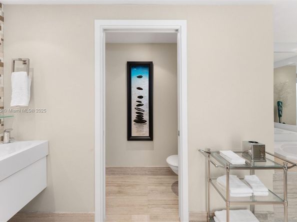 6899 Collins Ave LPH04, Miami Beach FL 33141
