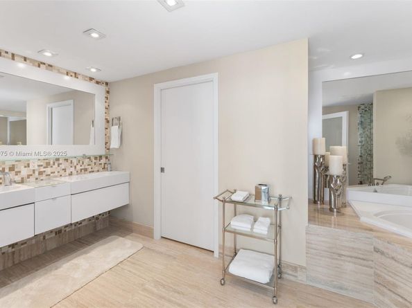 6899 Collins Ave LPH04, Miami Beach FL 33141