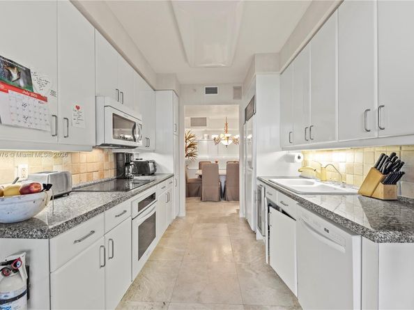 3200 N Ocean Blvd 405, Fort Lauderdale FL 33308