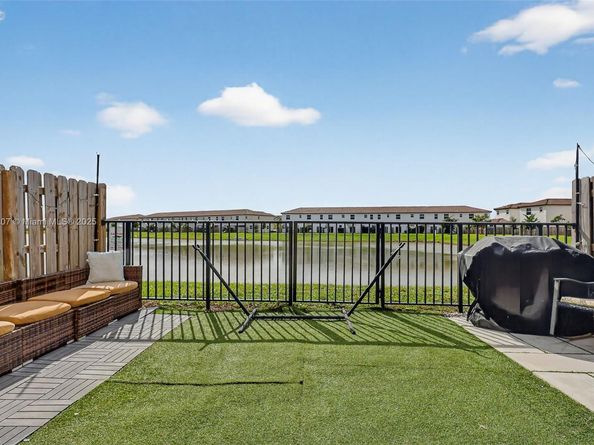 12936 NW 22nd Pl, Miami FL 33167